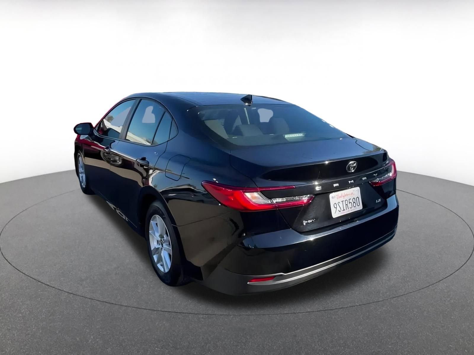 Thumbnail: 2025 Toyota Camry - 11