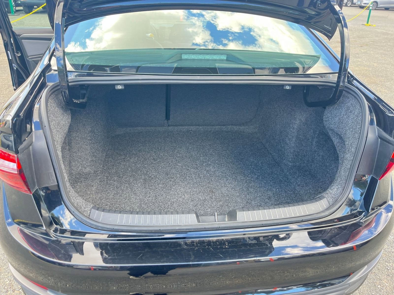 Thumbnail: 2025 Volkswagen Jetta - 30