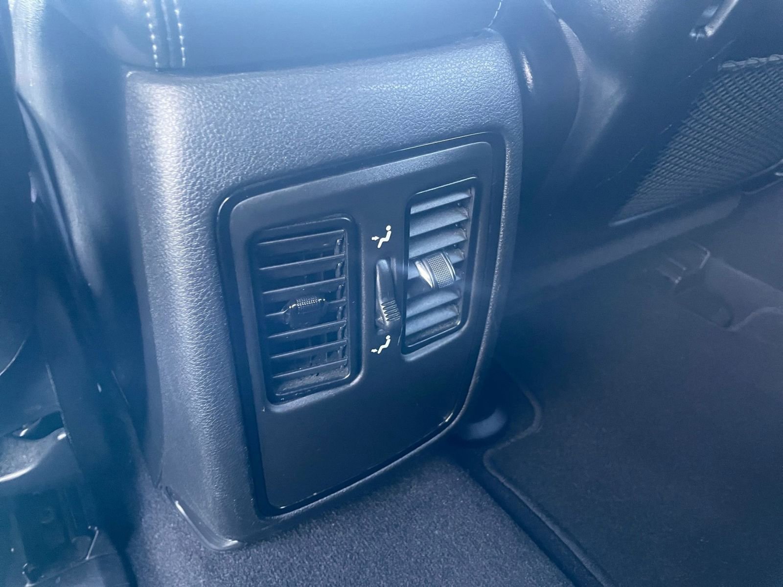 Thumbnail: 2024 Dodge Durango - 23