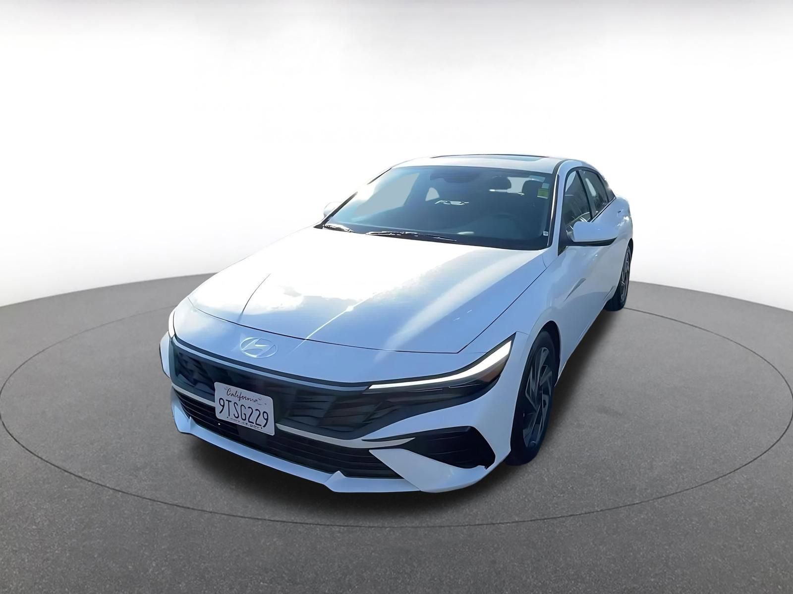 Thumbnail: 2025 Hyundai Elantra - 7