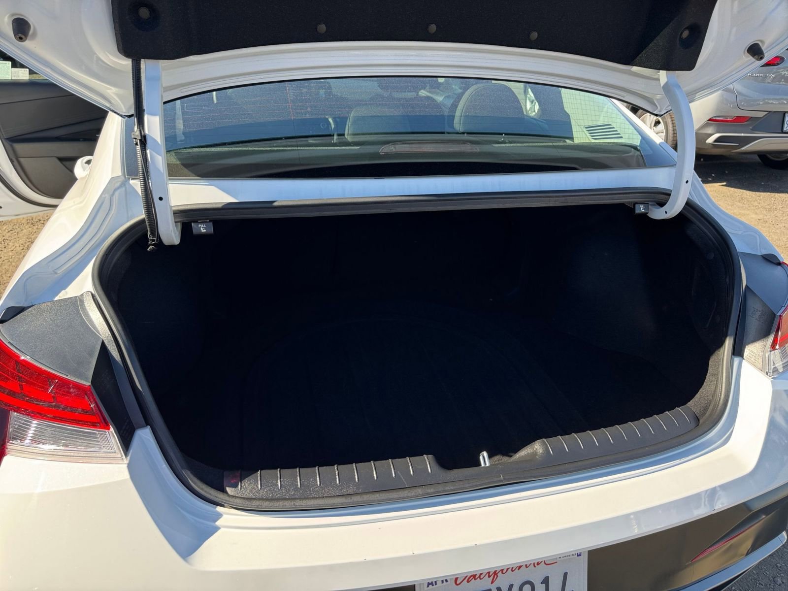 Thumbnail: 2025 Hyundai Elantra - 29