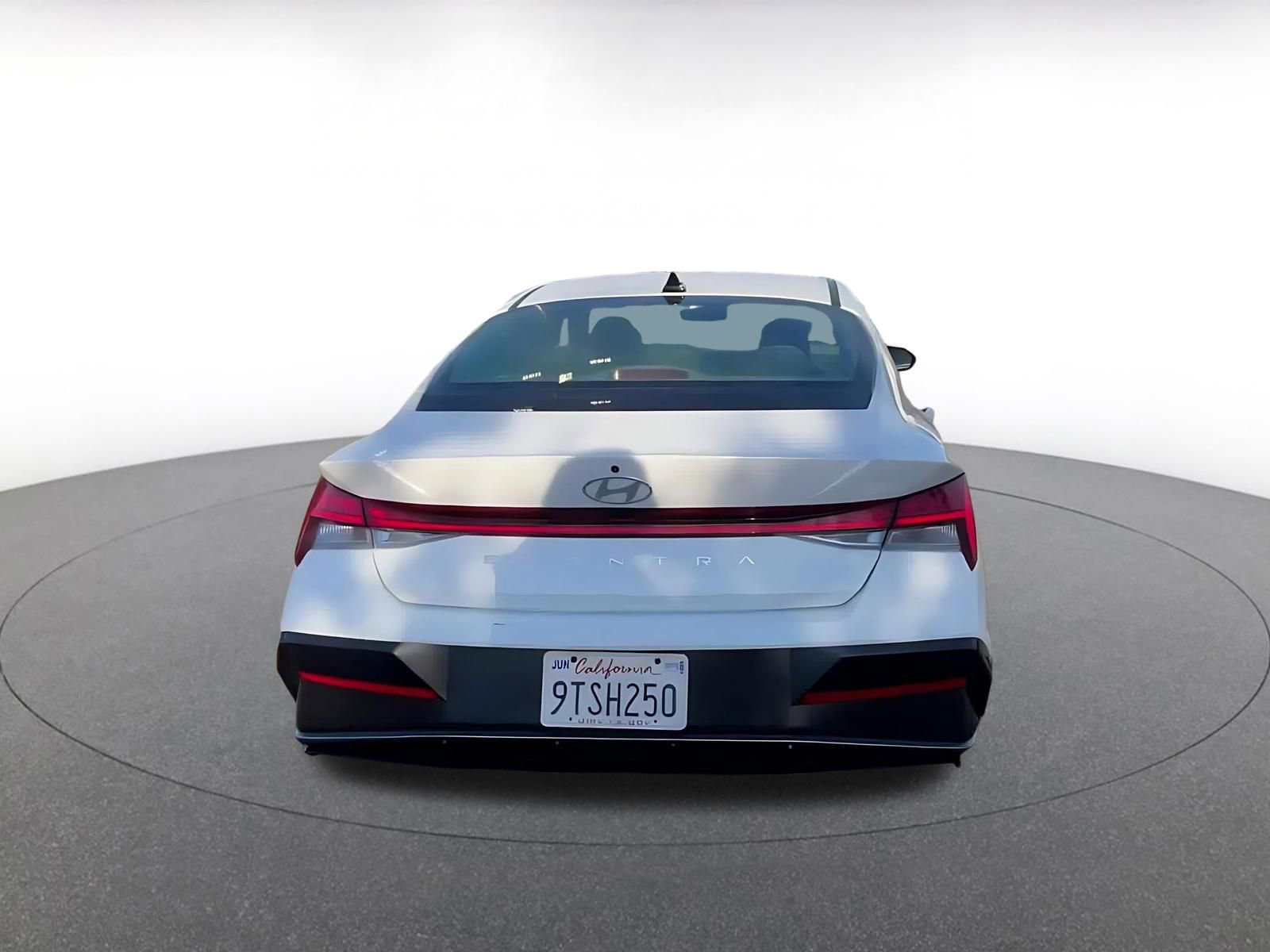 Thumbnail: 2025 Hyundai Elantra - 12