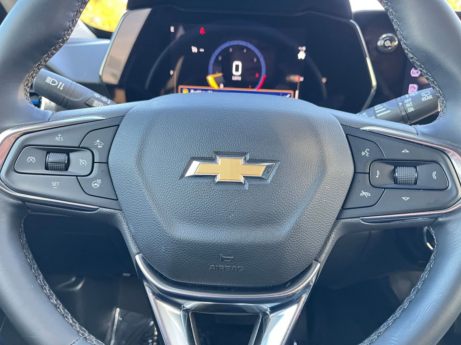 Thumbnail: 2025 Chevrolet Trax - 25