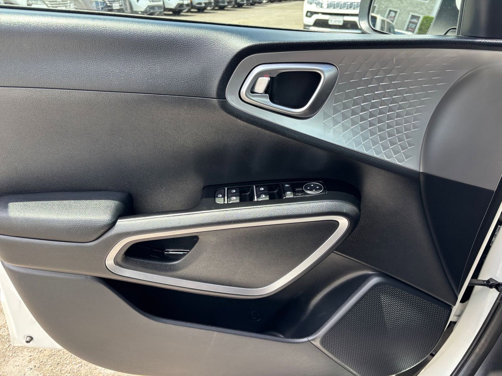 Thumbnail: 2025 Kia Soul - 18