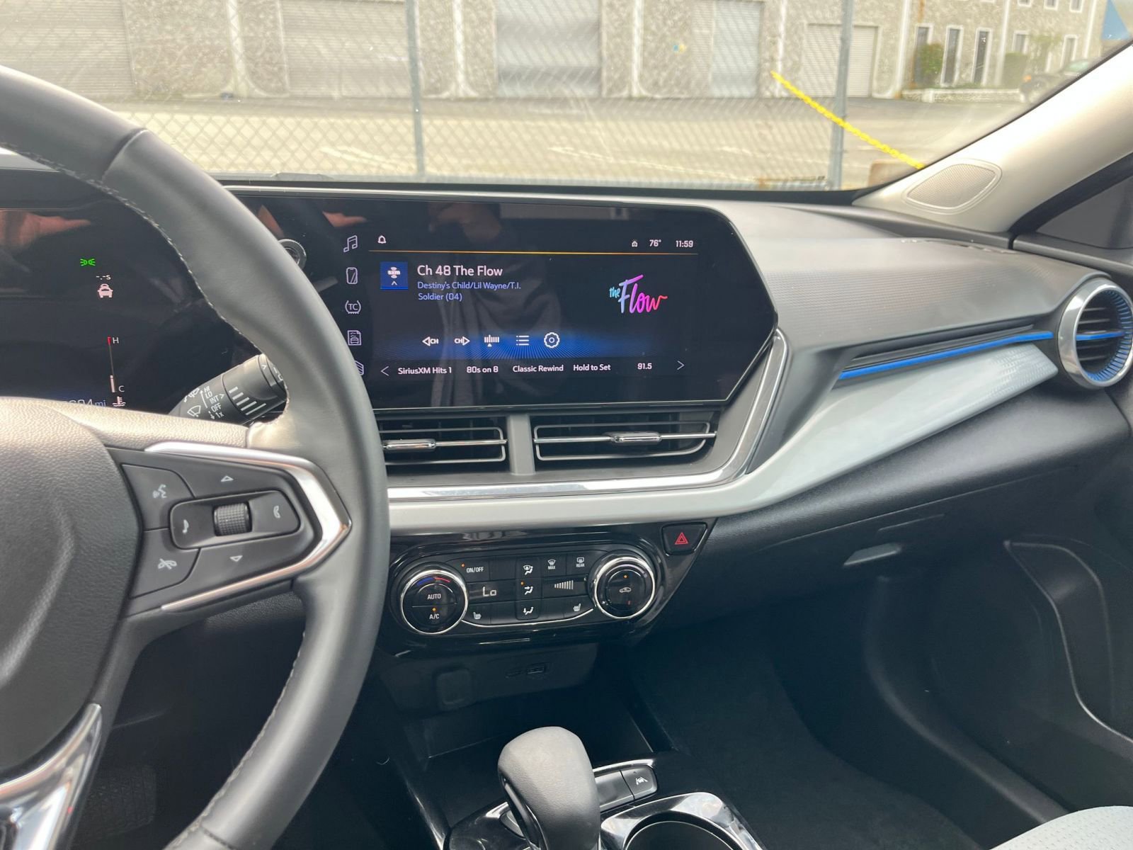 Thumbnail: 2025 Chevrolet Trax - 17