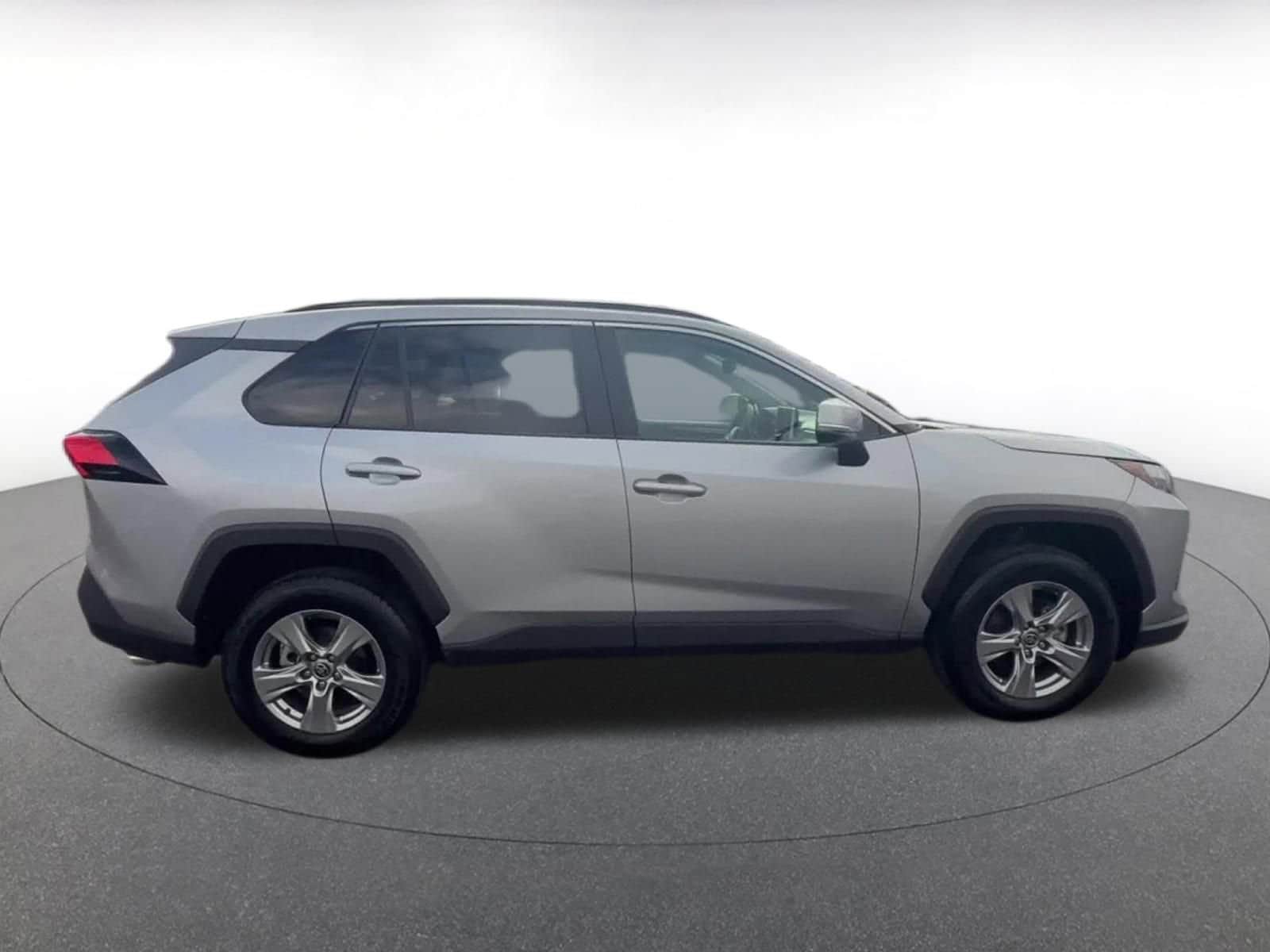 Thumbnail: 2025 Toyota RAV4 - 16