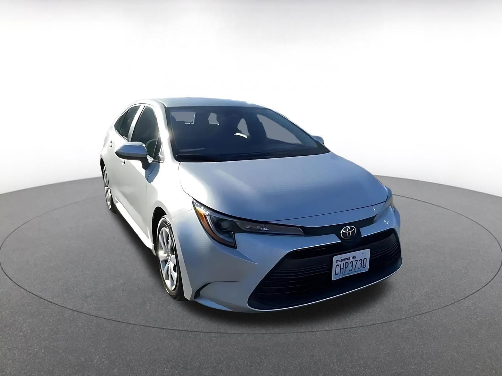 Thumbnail: 2023 Toyota Corolla - 3