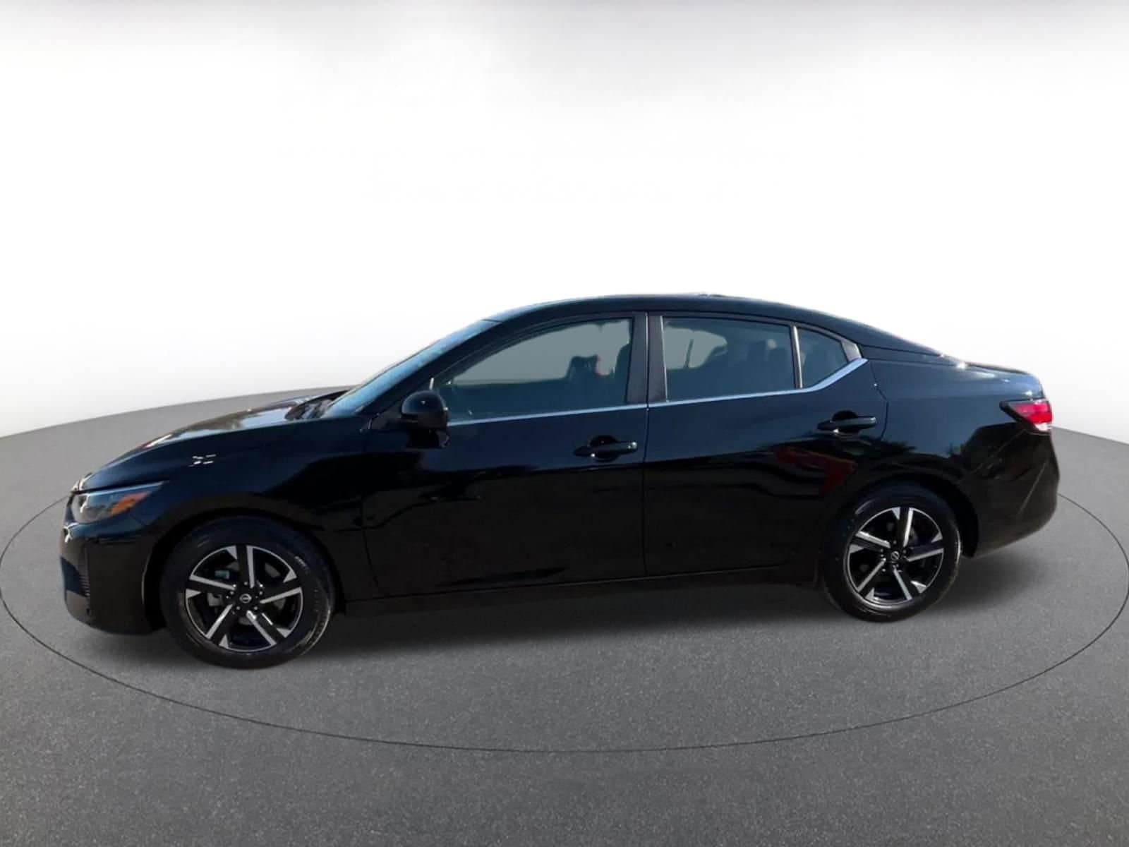 Thumbnail: 2024 Nissan Sentra - 9