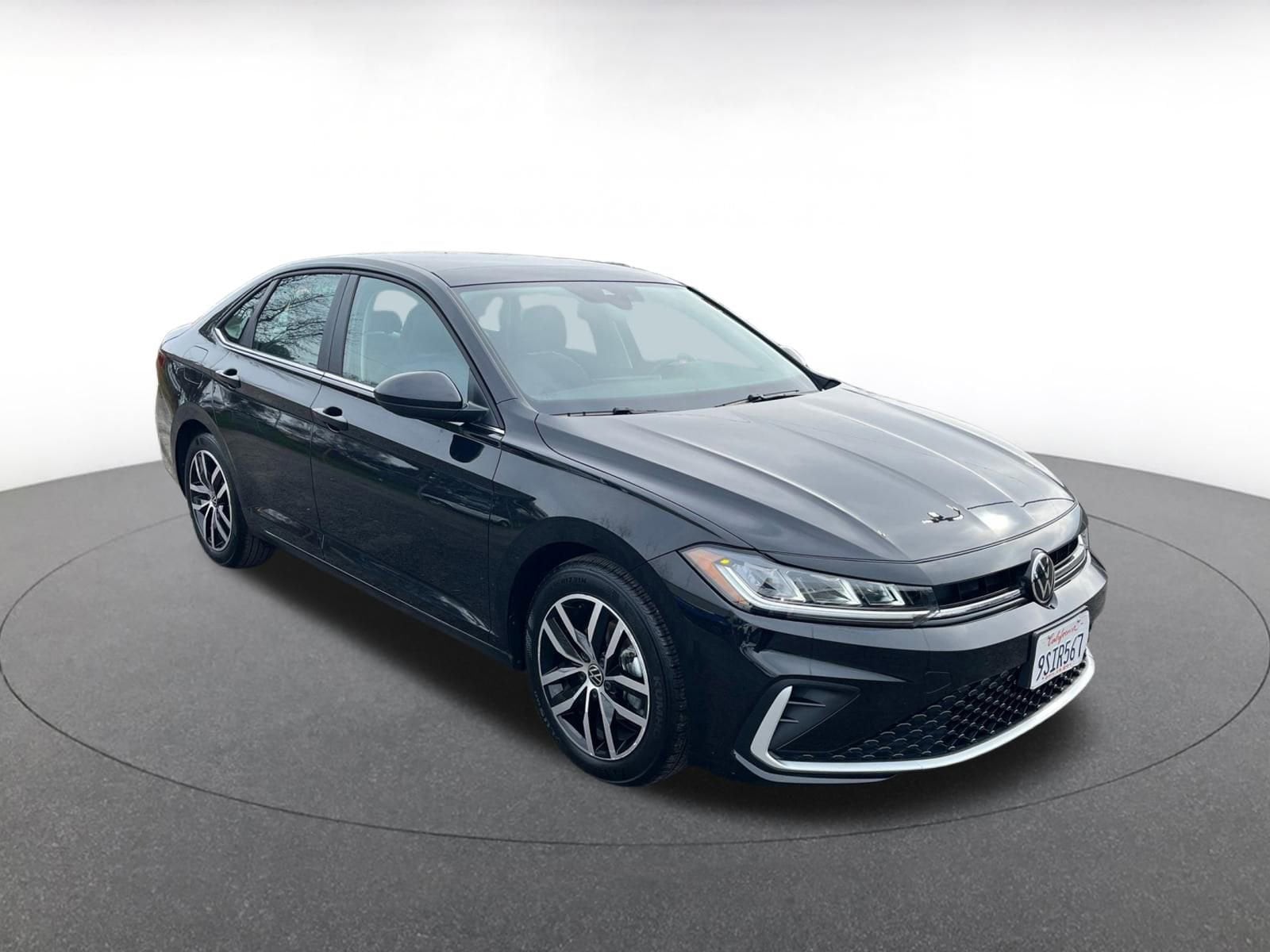 Thumbnail: 2025 Volkswagen Jetta - 1