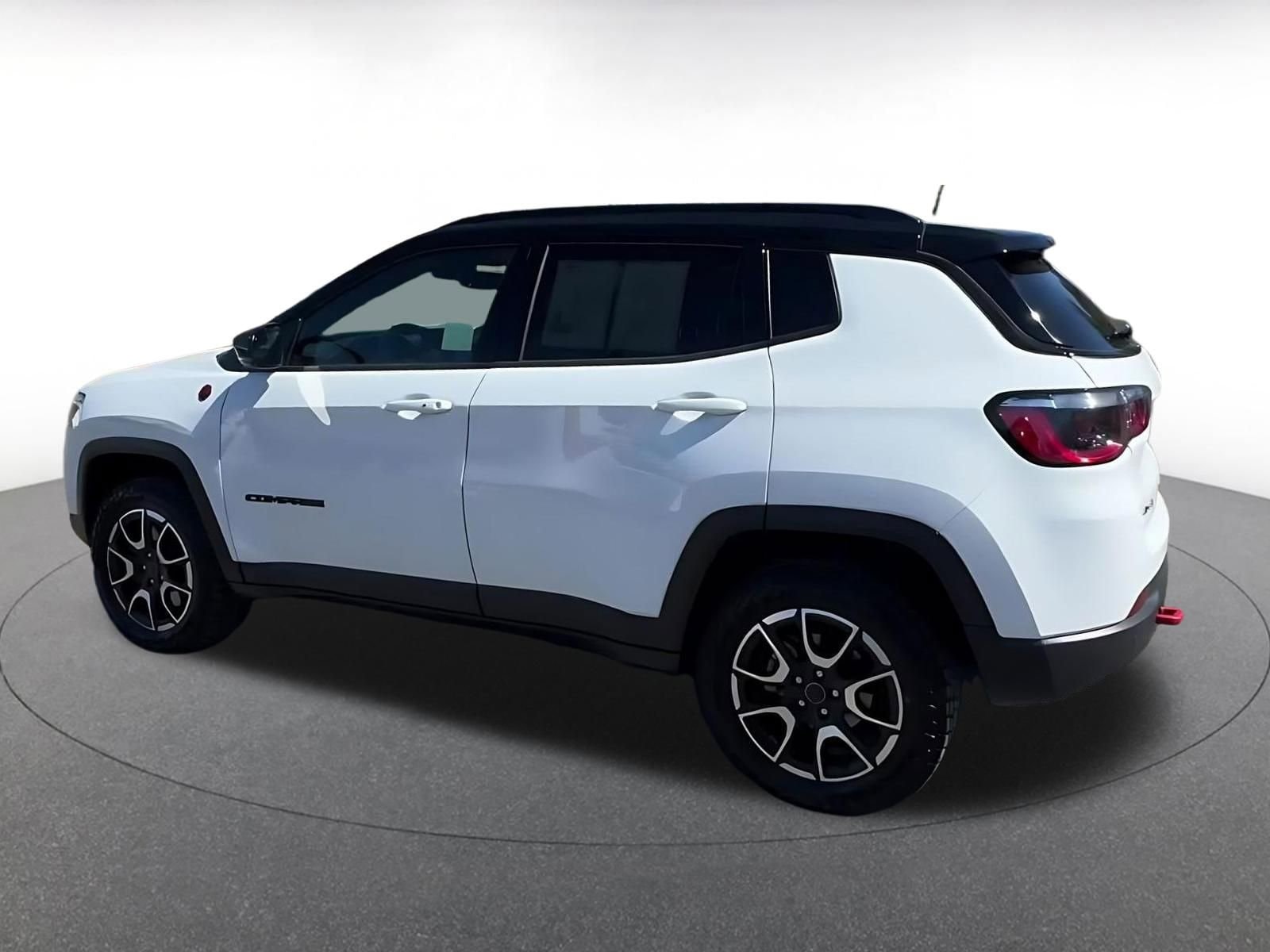 Thumbnail: 2025 Jeep Compass - 10