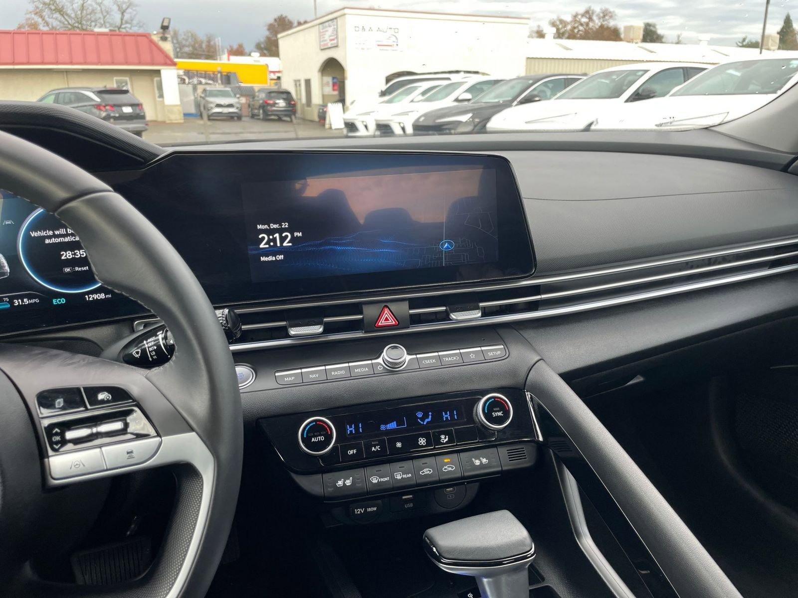 Thumbnail: 2025 Hyundai Elantra - 18