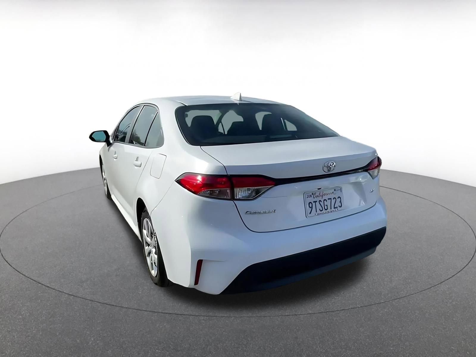 Thumbnail: 2025 Toyota Corolla - 11