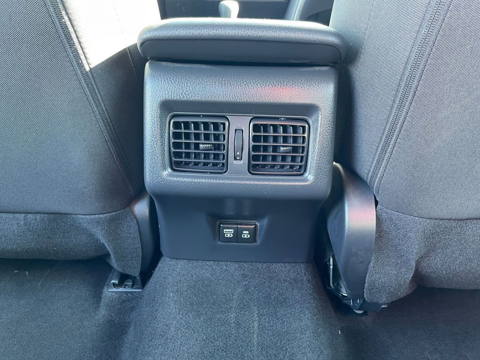 Thumbnail: 2025 Toyota Camry - 23