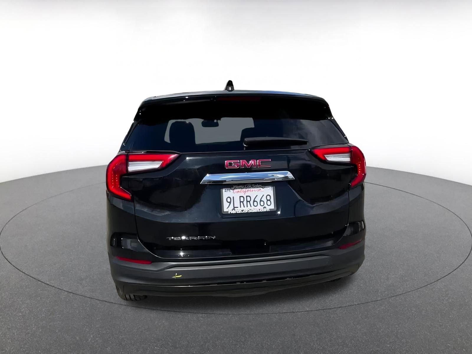 Thumbnail: 2024 GMC Terrain - 14