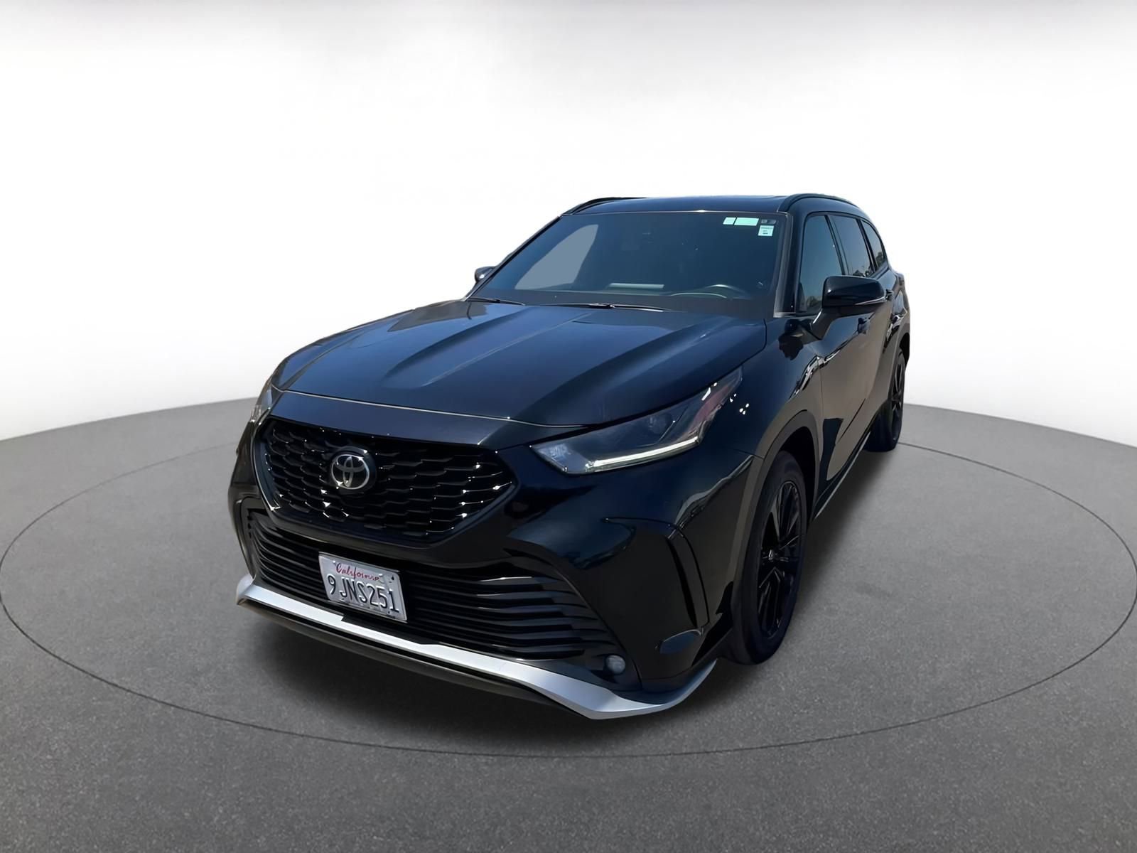 Thumbnail: 2024 Toyota Highlander - 6