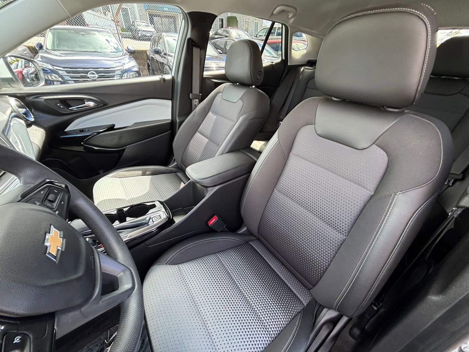 Thumbnail: 2025 Chevrolet Trax - 35