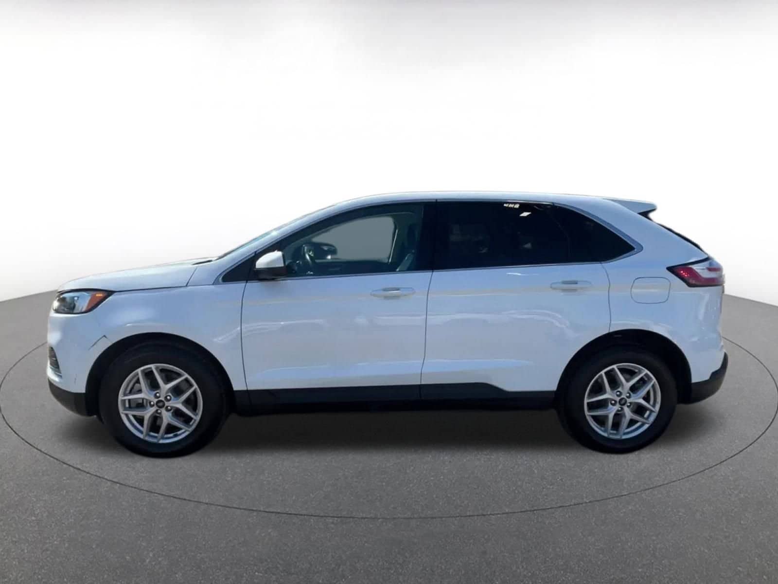 Thumbnail: 2024 Ford Edge - 11