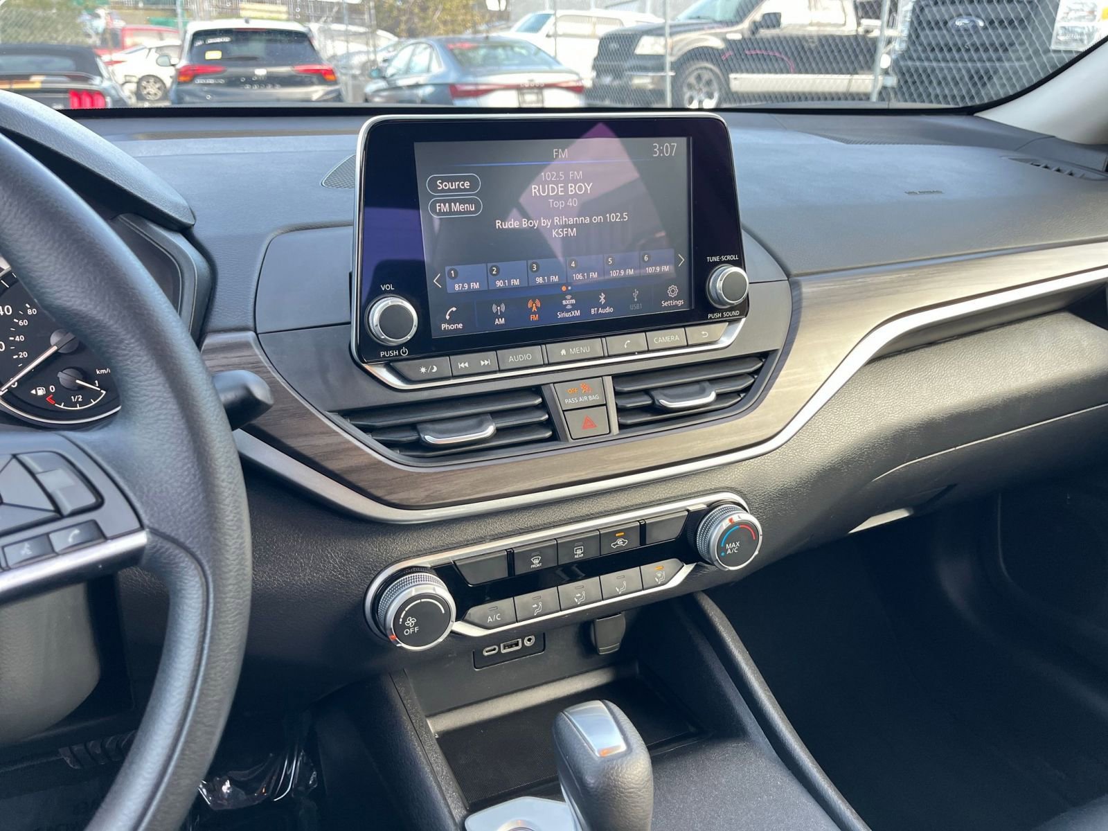 Thumbnail: 2025 Nissan Altima - 17