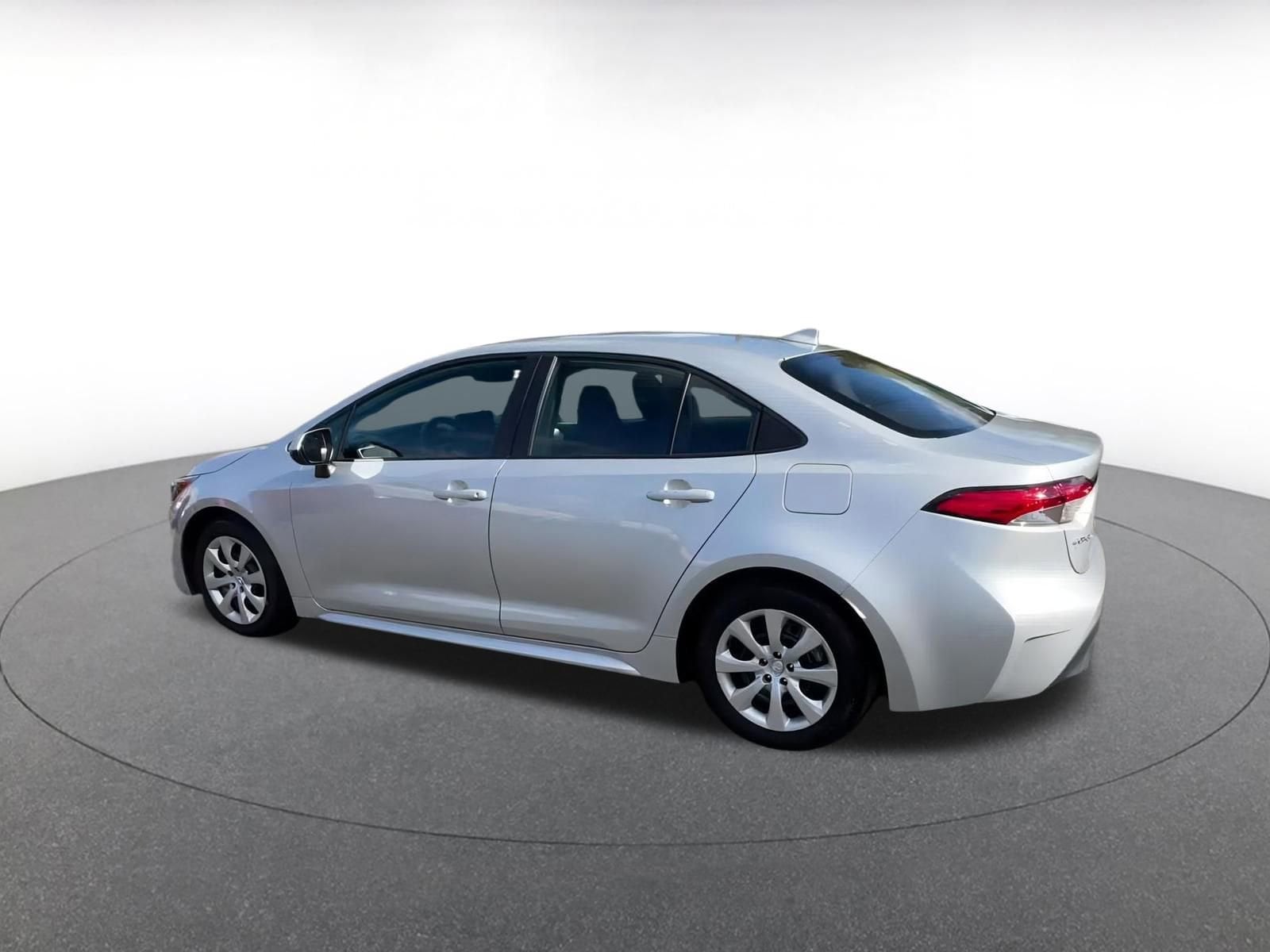 Thumbnail: 2025 Toyota Corolla - 10