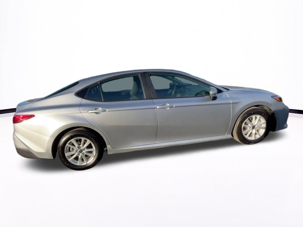 Thumbnail: 2025 Toyota Camry - 16