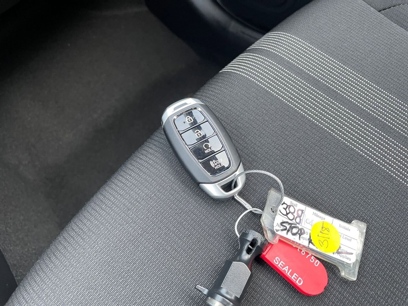 Thumbnail: 2025 Hyundai Venue - 21