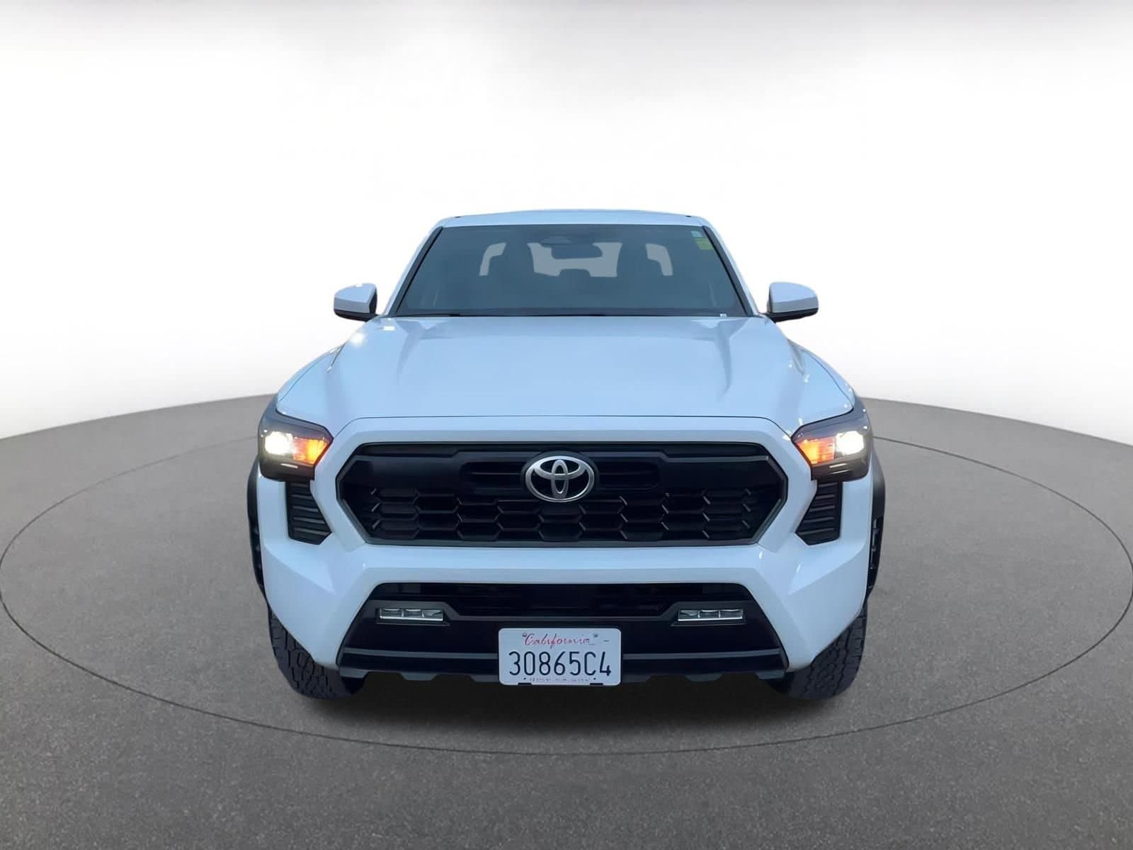 Thumbnail: 2025 Toyota Tacoma - 4