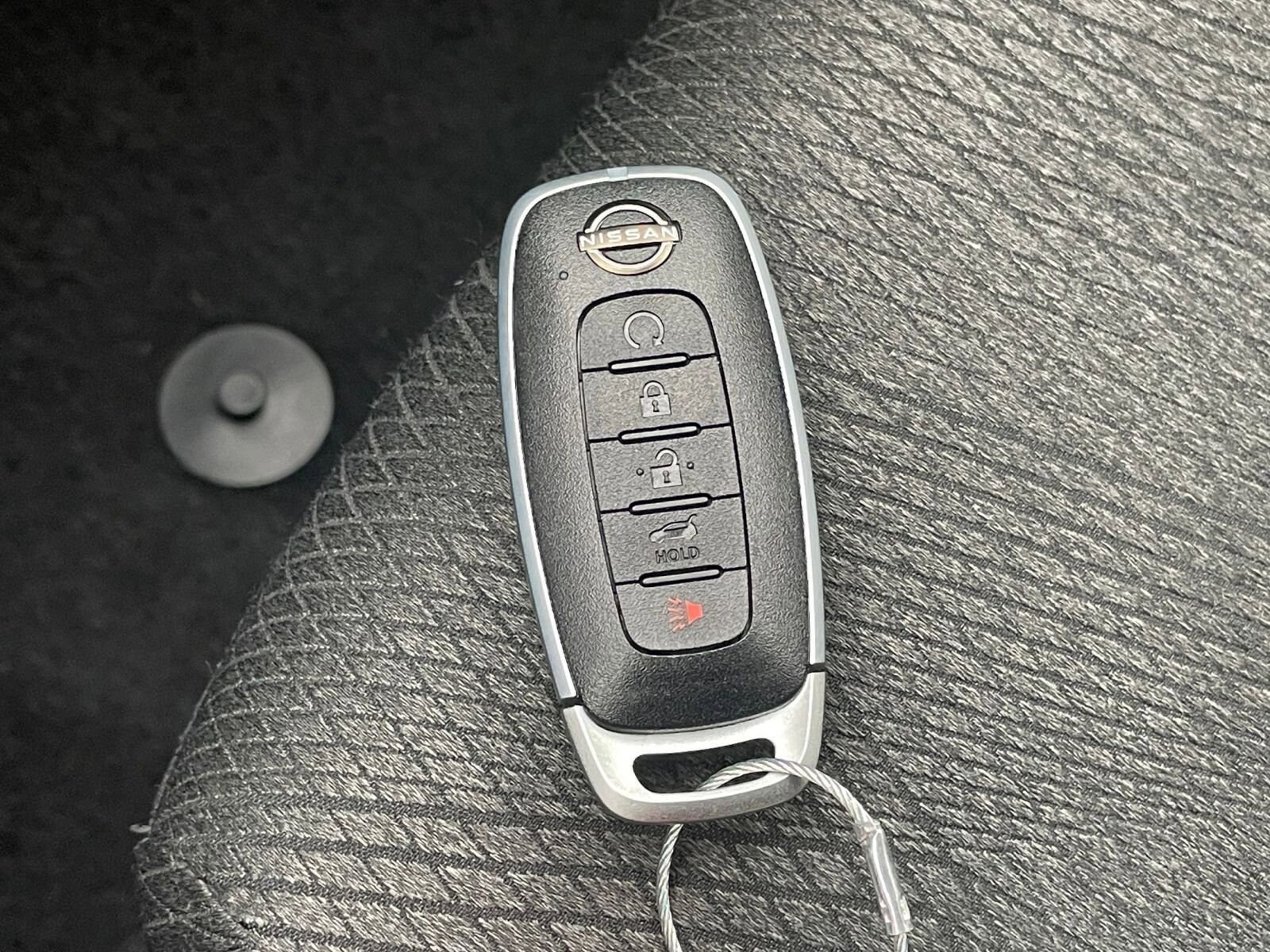 Thumbnail: 2025 Nissan Rogue - 25