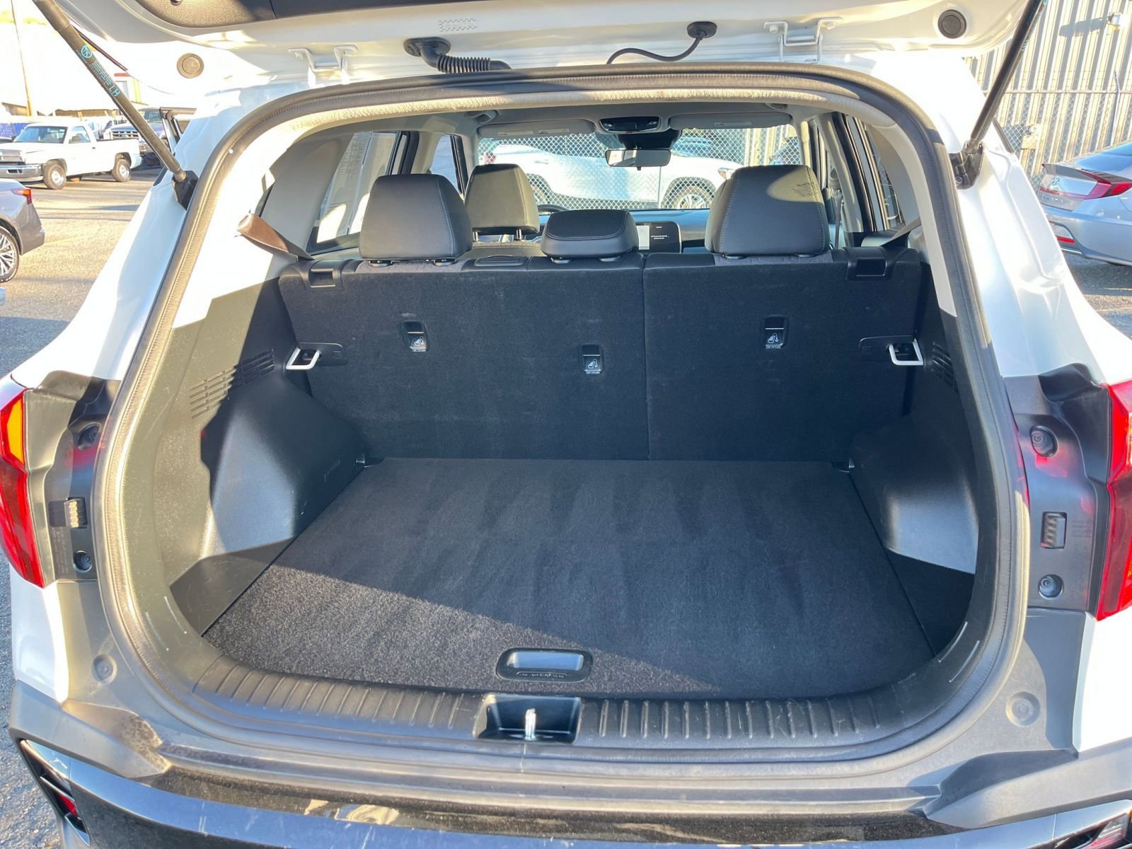 Thumbnail: 2025 Kia Seltos - 31