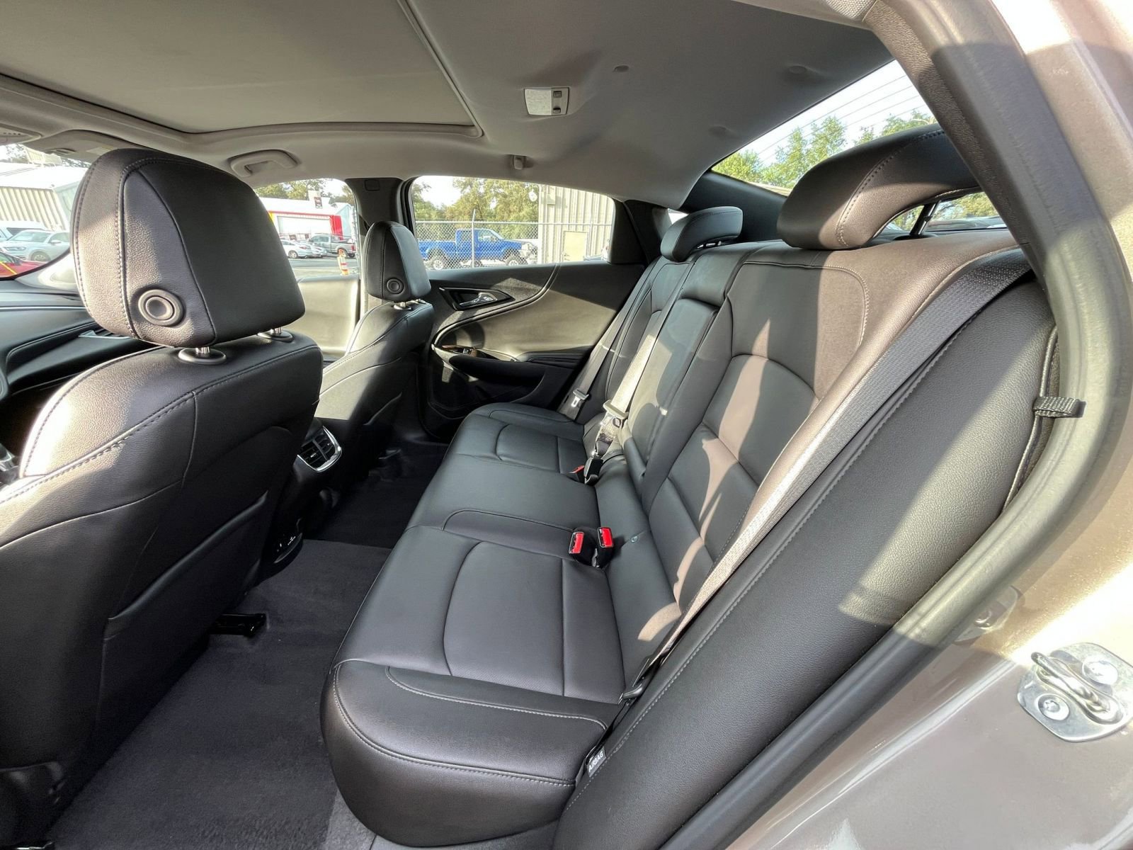 Thumbnail: 2024 Chevrolet Malibu - 25