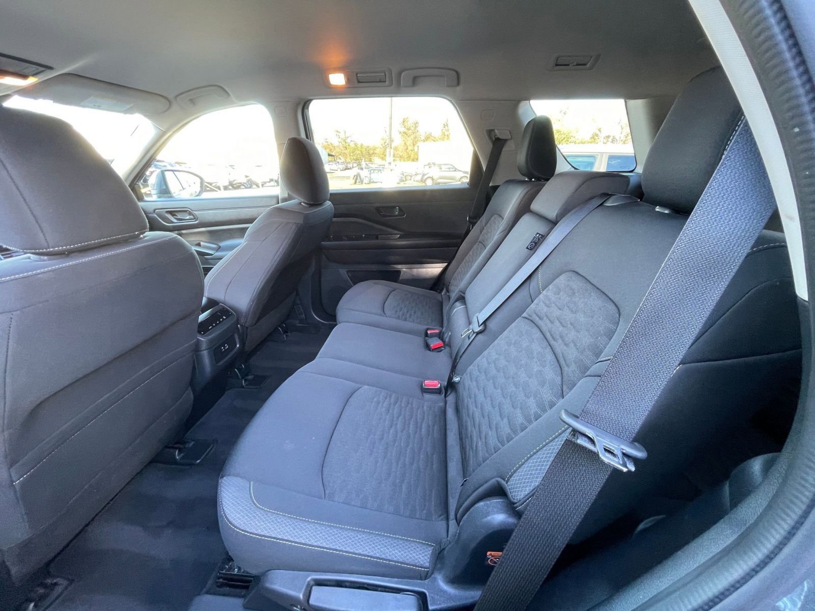 Thumbnail: 2025 Nissan Pathfinder - 27