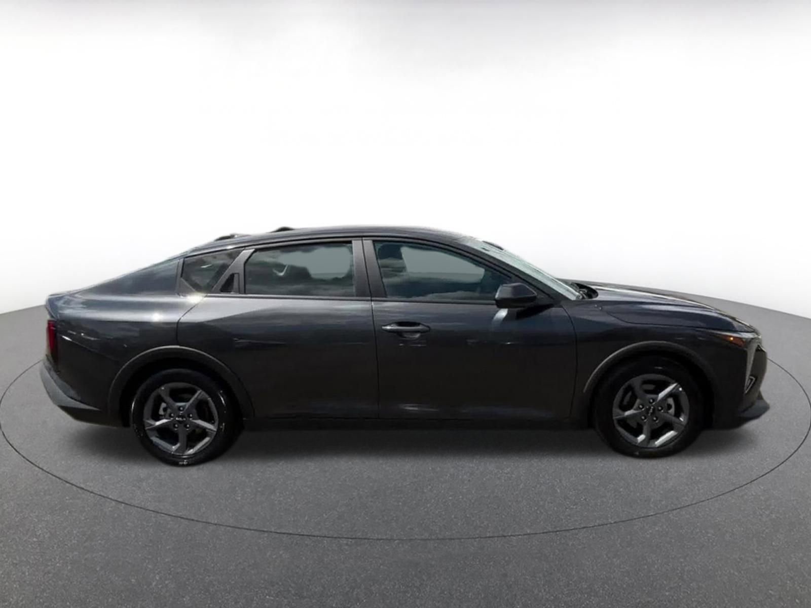 Thumbnail: 2025 Kia K4 - 16