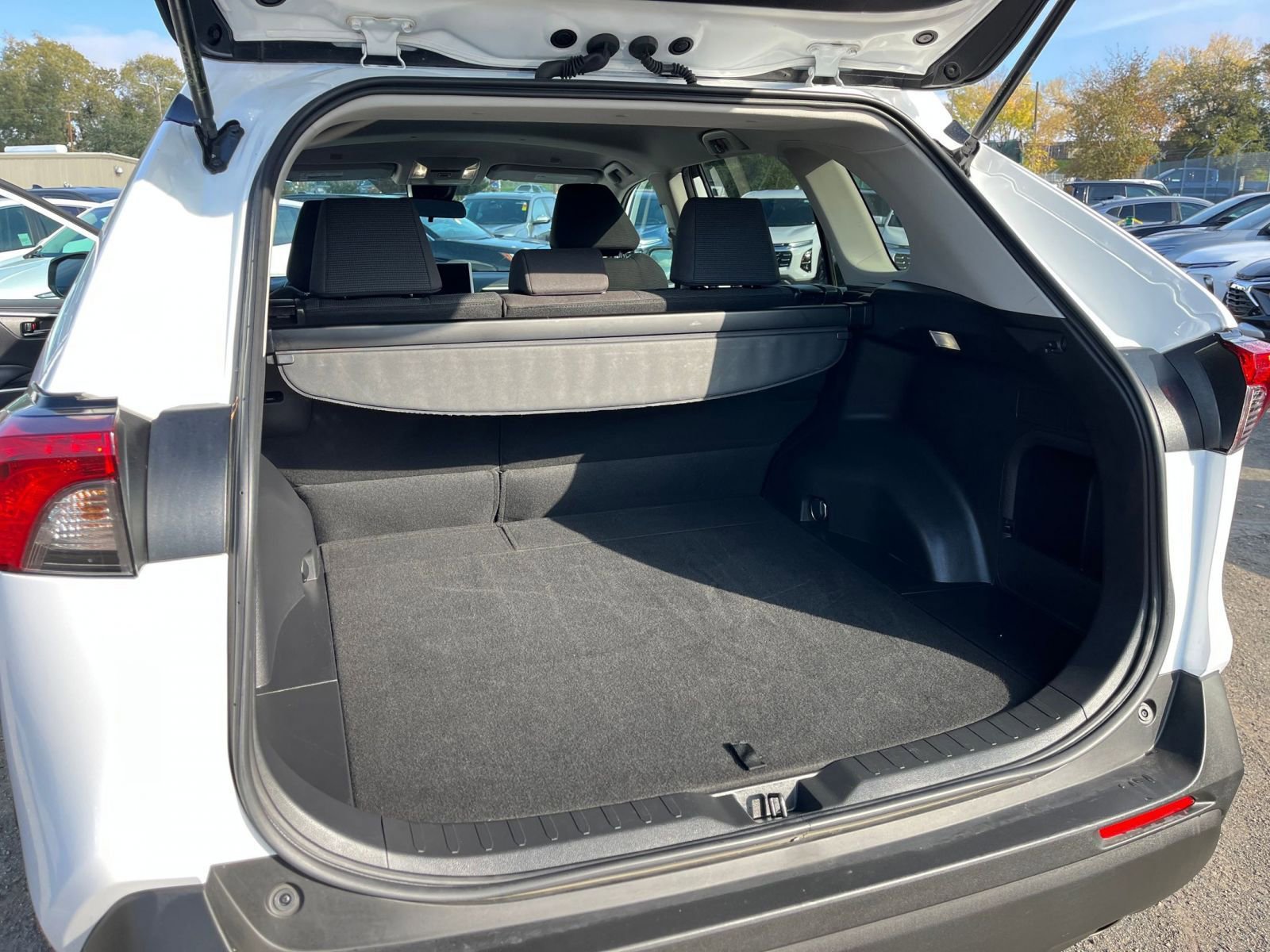 Thumbnail: 2025 Toyota RAV4 - 30