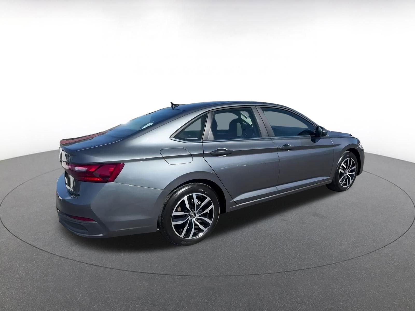 Thumbnail: 2025 Volkswagen Jetta - 15