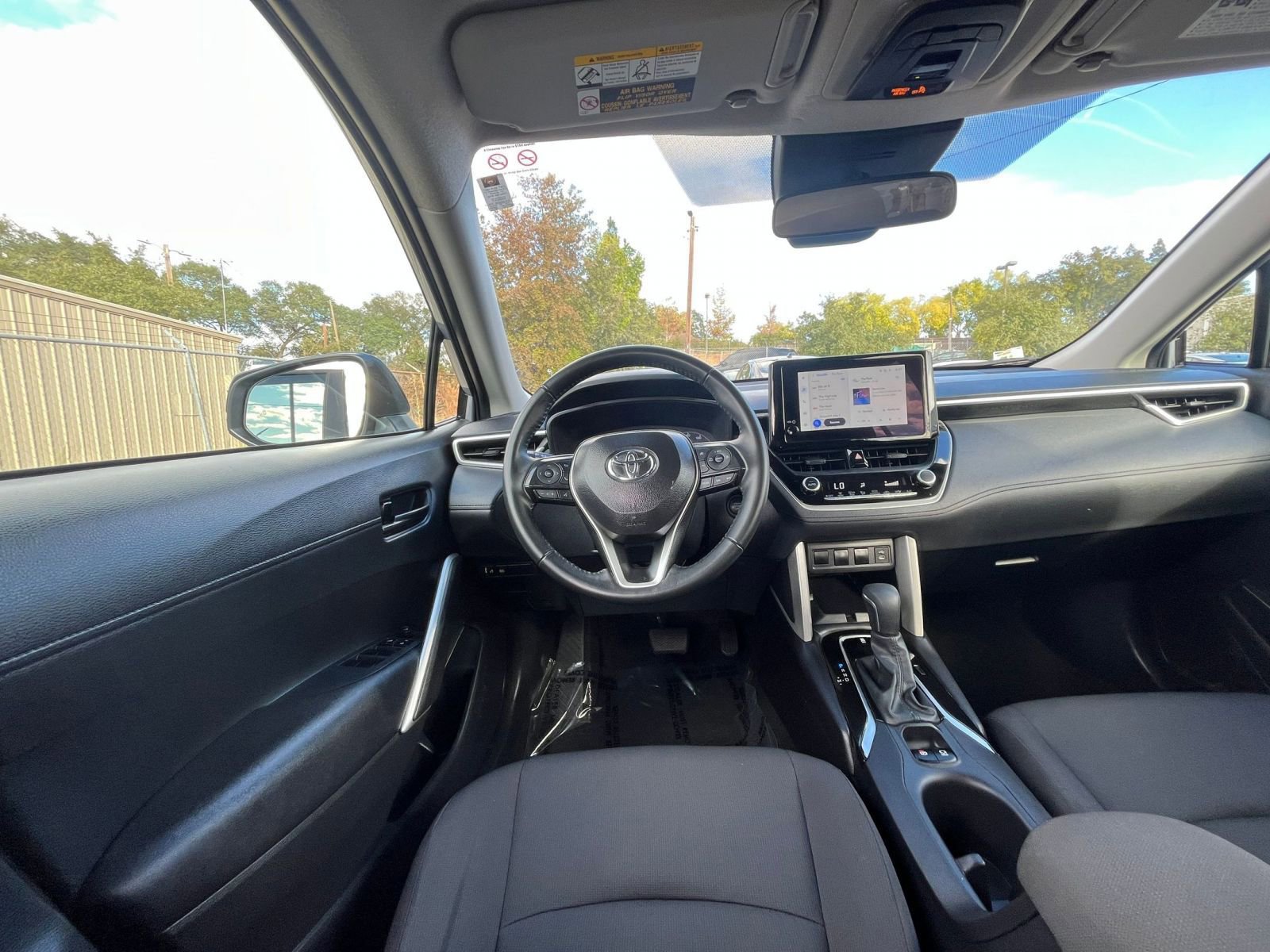 Thumbnail: 2025 Toyota Corolla Cross - 33