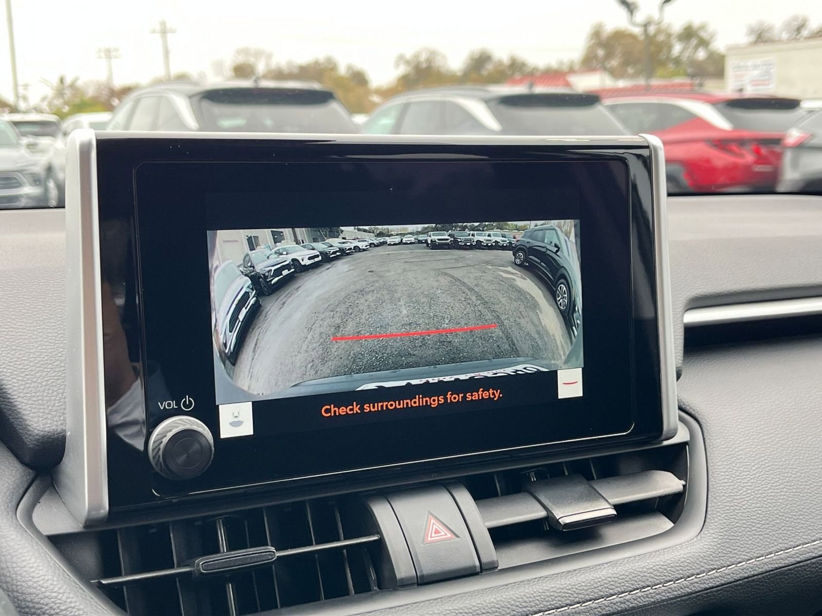 Thumbnail: 2025 Toyota RAV4 - 17