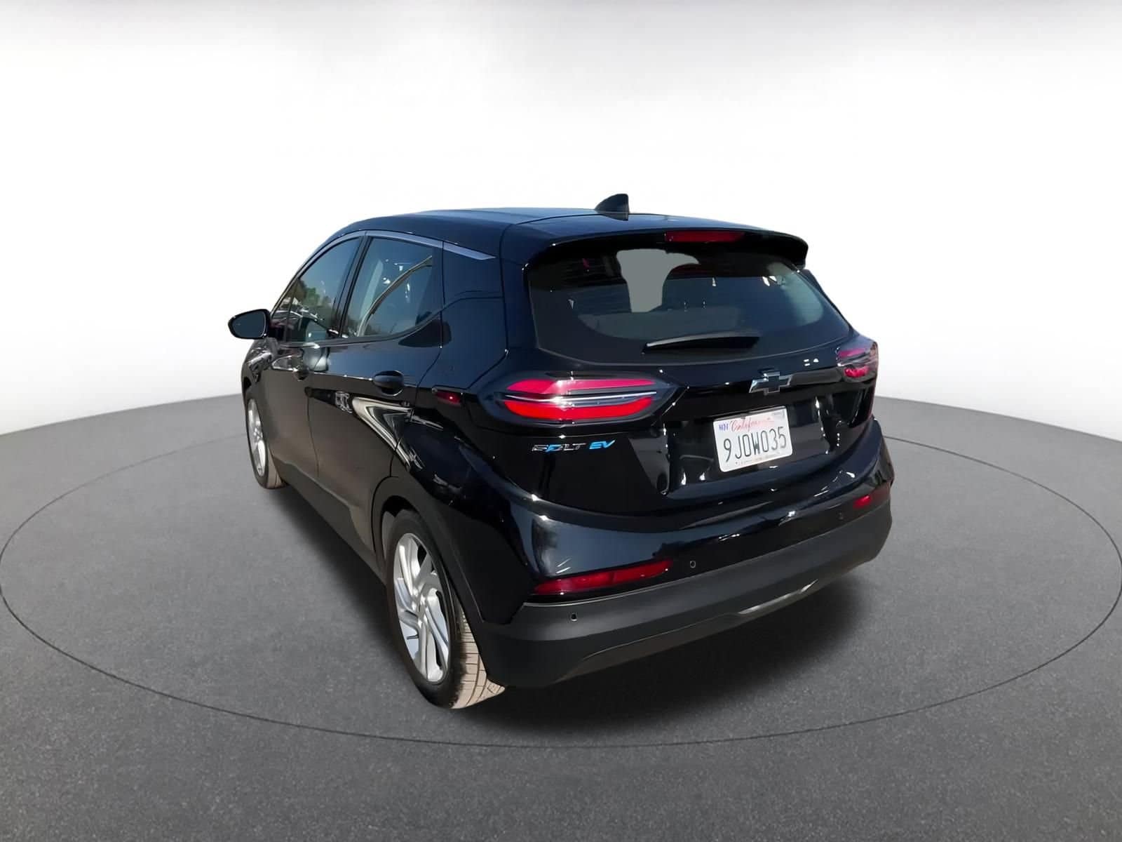 Thumbnail: 2023 Chevrolet Bolt EV - 15