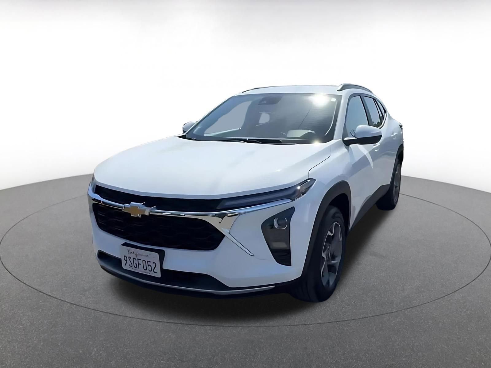 Thumbnail: 2025 Chevrolet Trax - 8