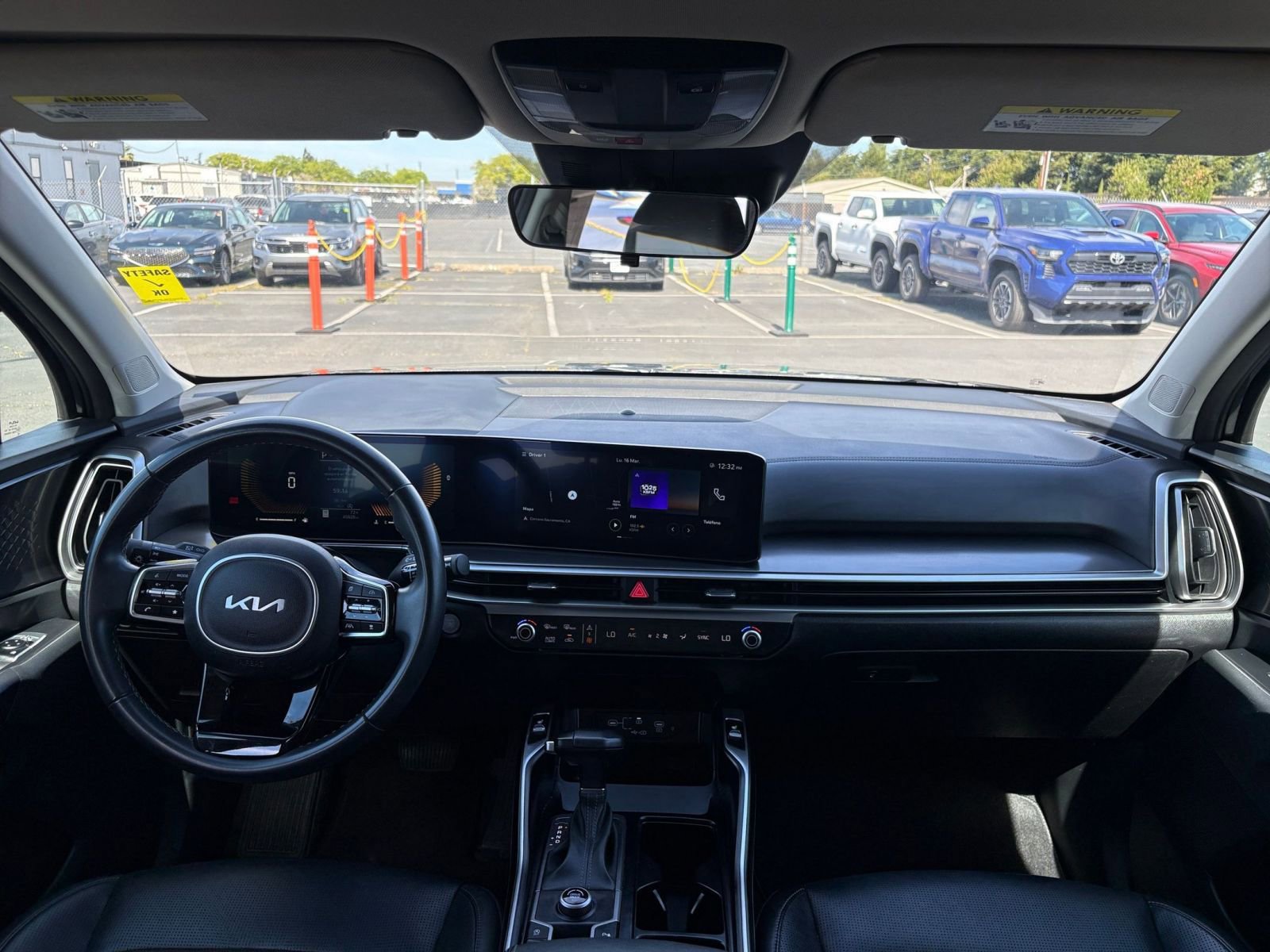 Thumbnail: 2024 Kia Sorento - 35