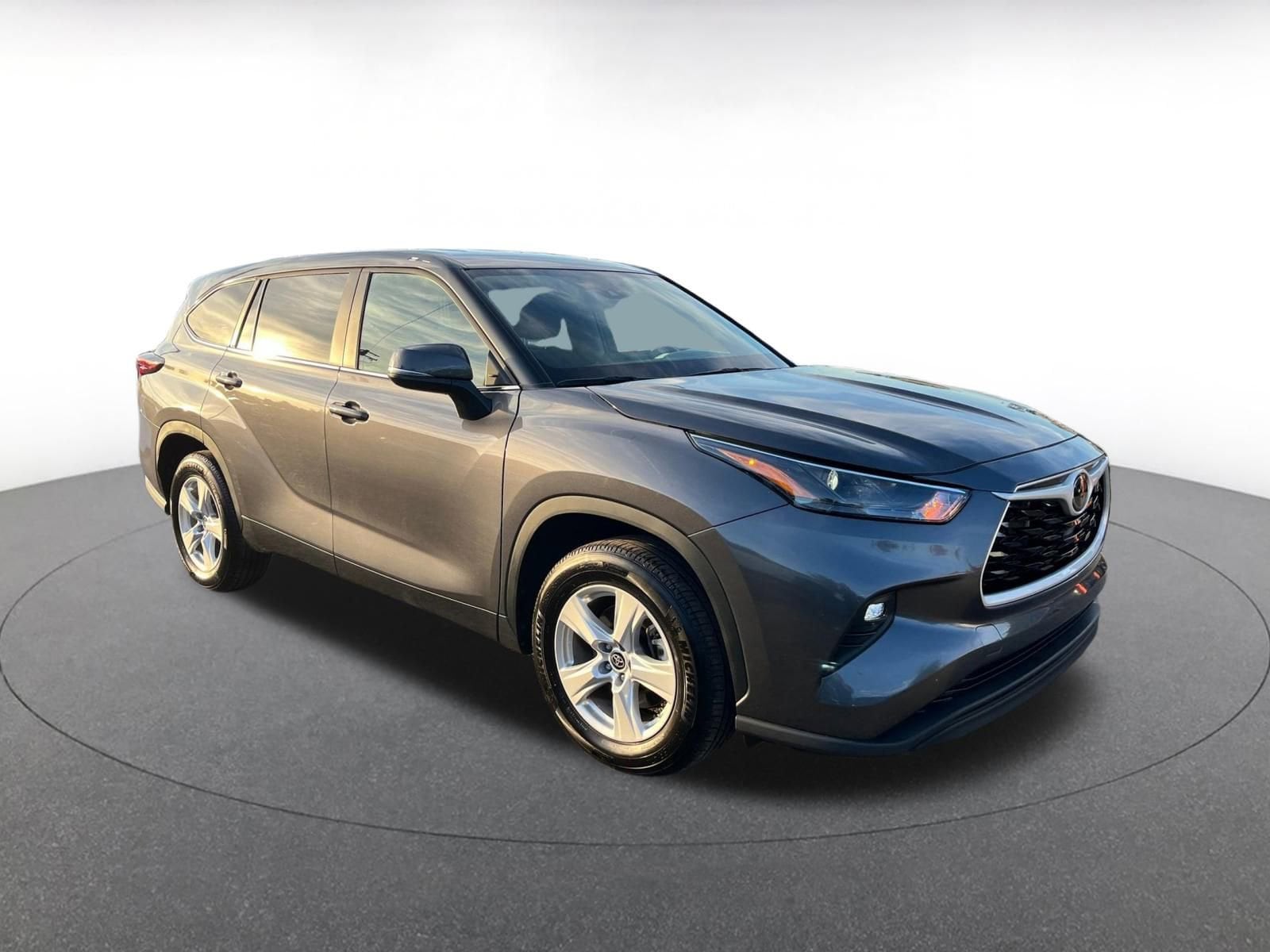 Thumbnail: 2025 Toyota Highlander - 1