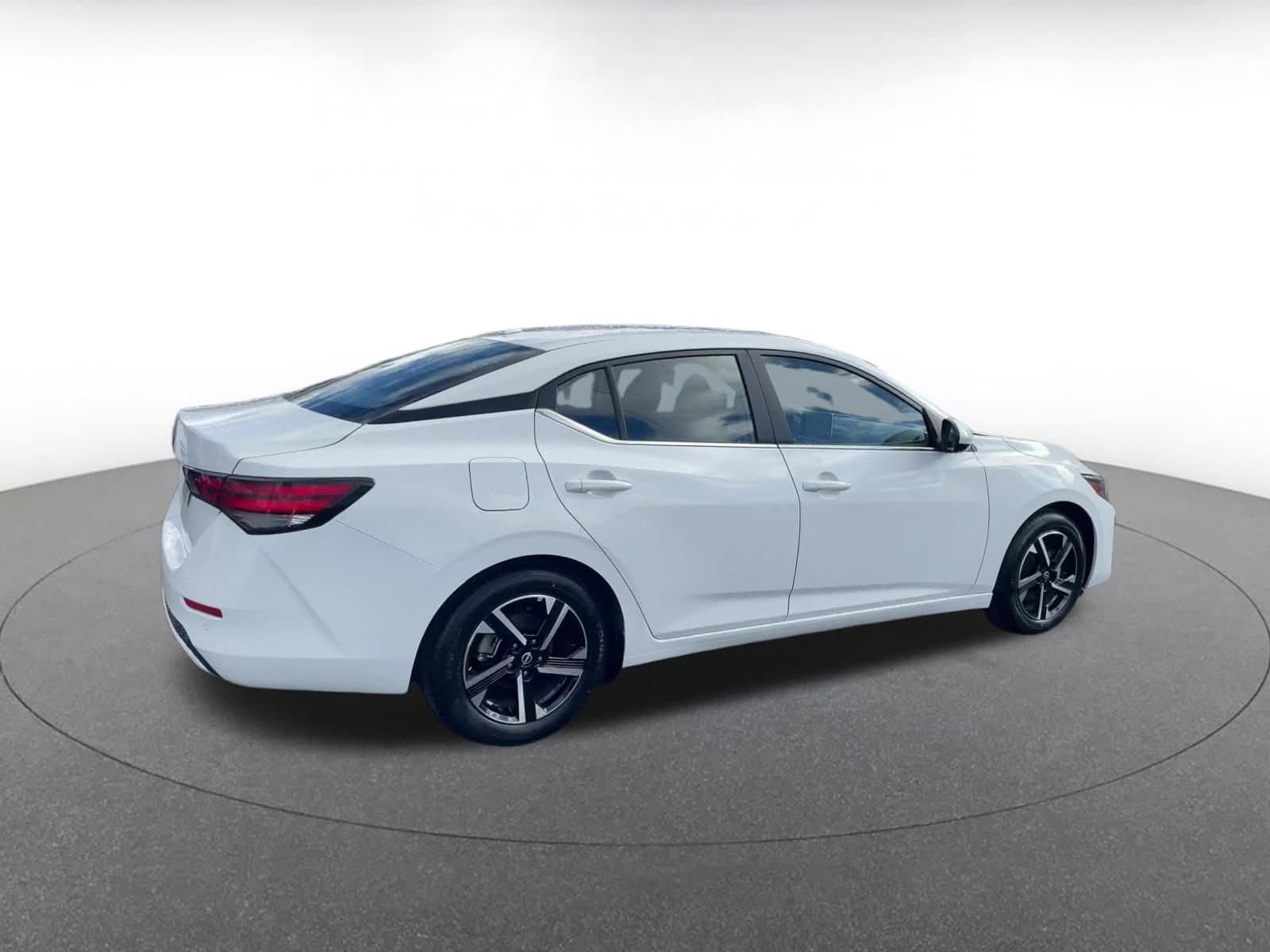 Thumbnail: 2025 Nissan Sentra - 15