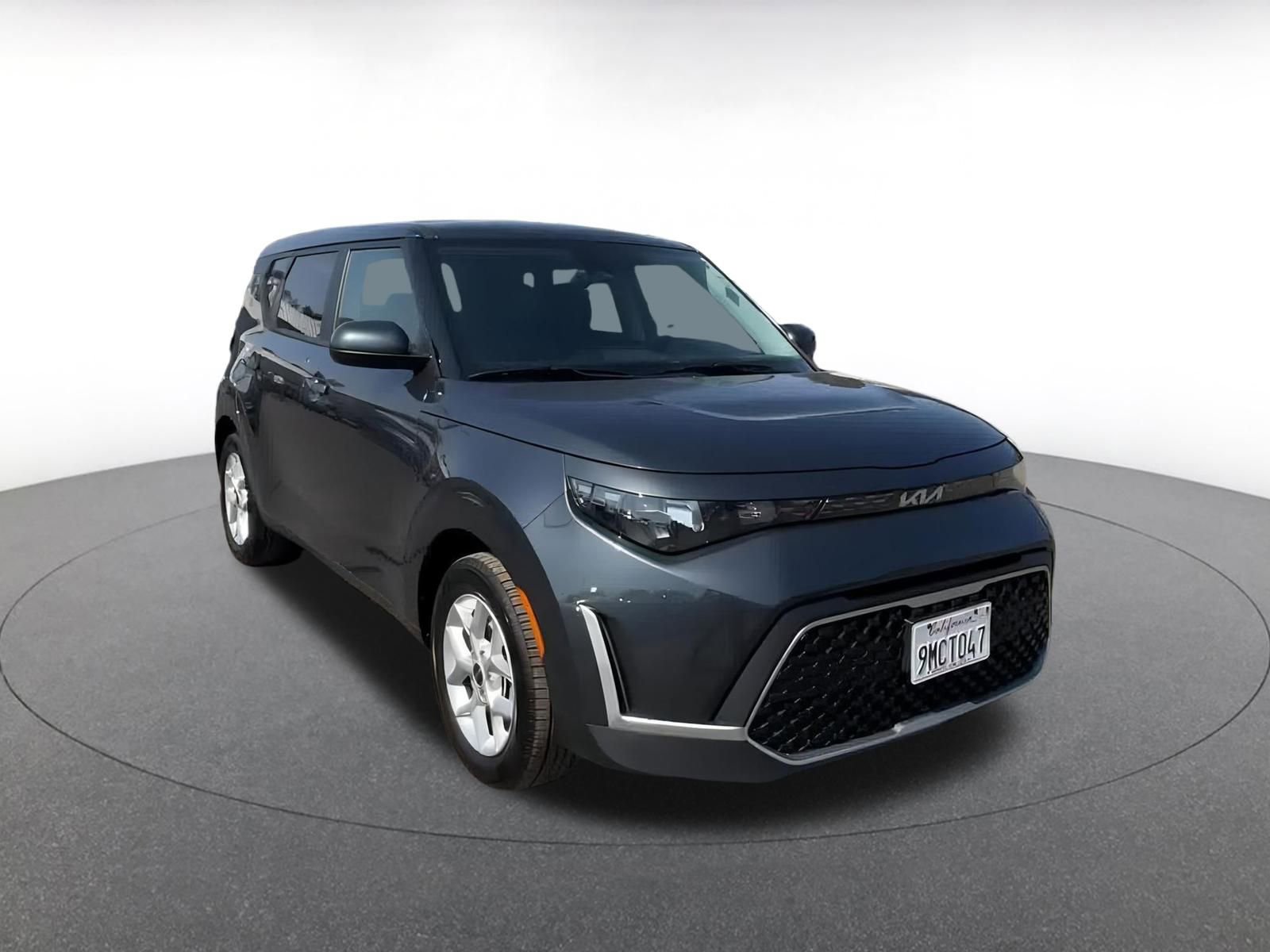 2024 Kia Soul LX 3