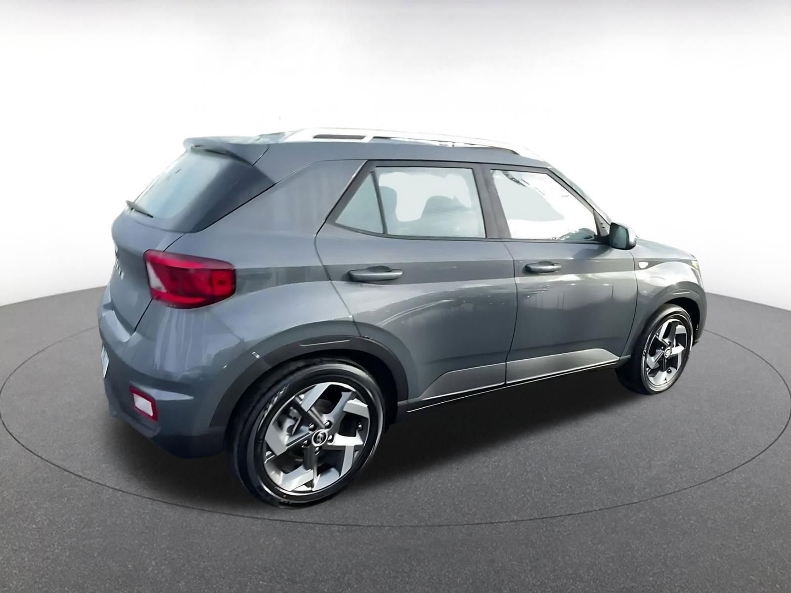 Thumbnail: 2025 Hyundai Venue - 15