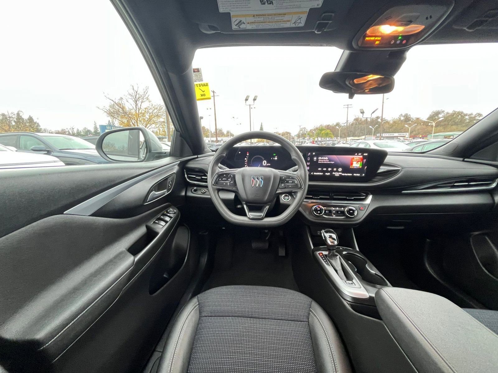 Thumbnail: 2025 Buick Envista - 32