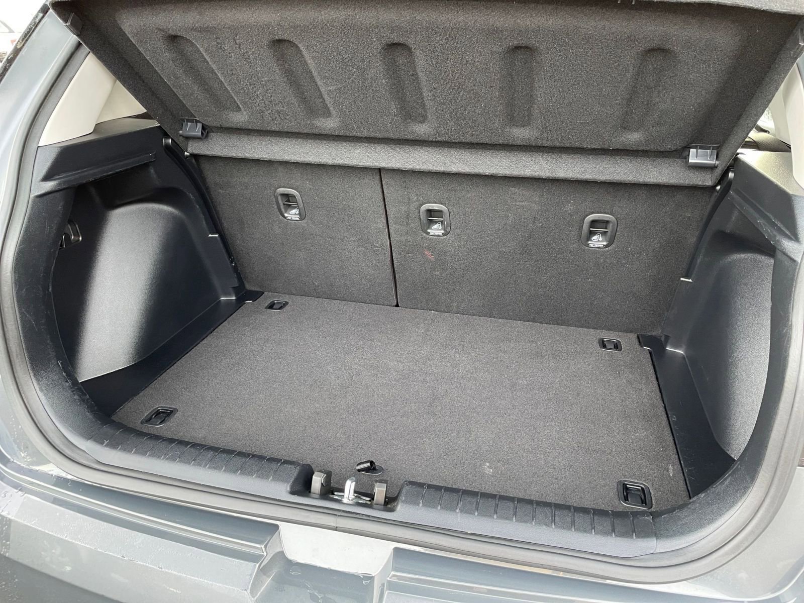 Thumbnail: 2025 Hyundai Venue - 30