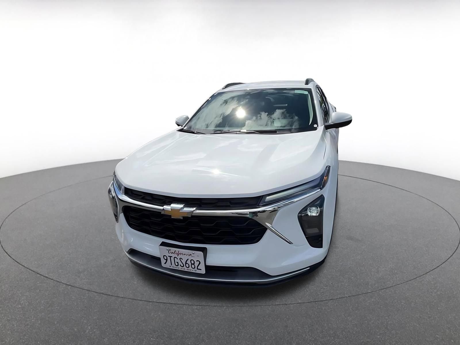 Thumbnail: 2025 Chevrolet Trax - 7