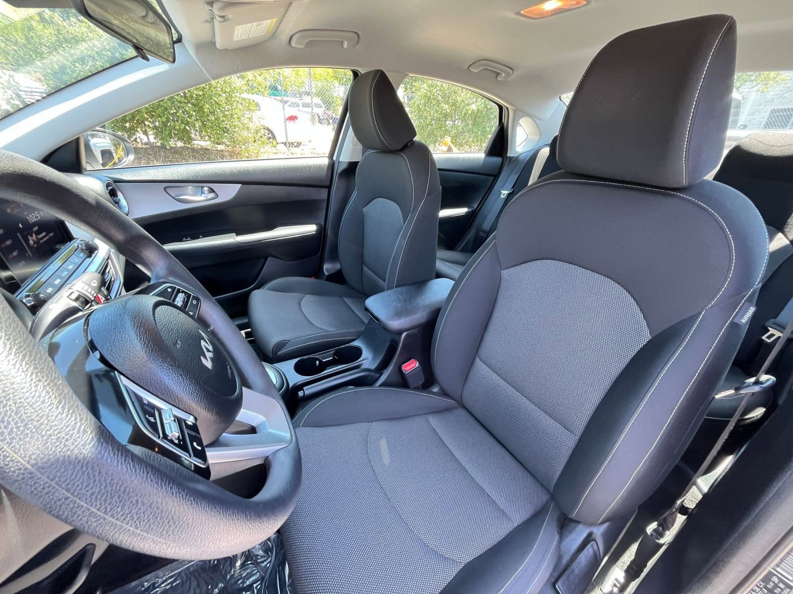 2024 Kia Forte LXS 34