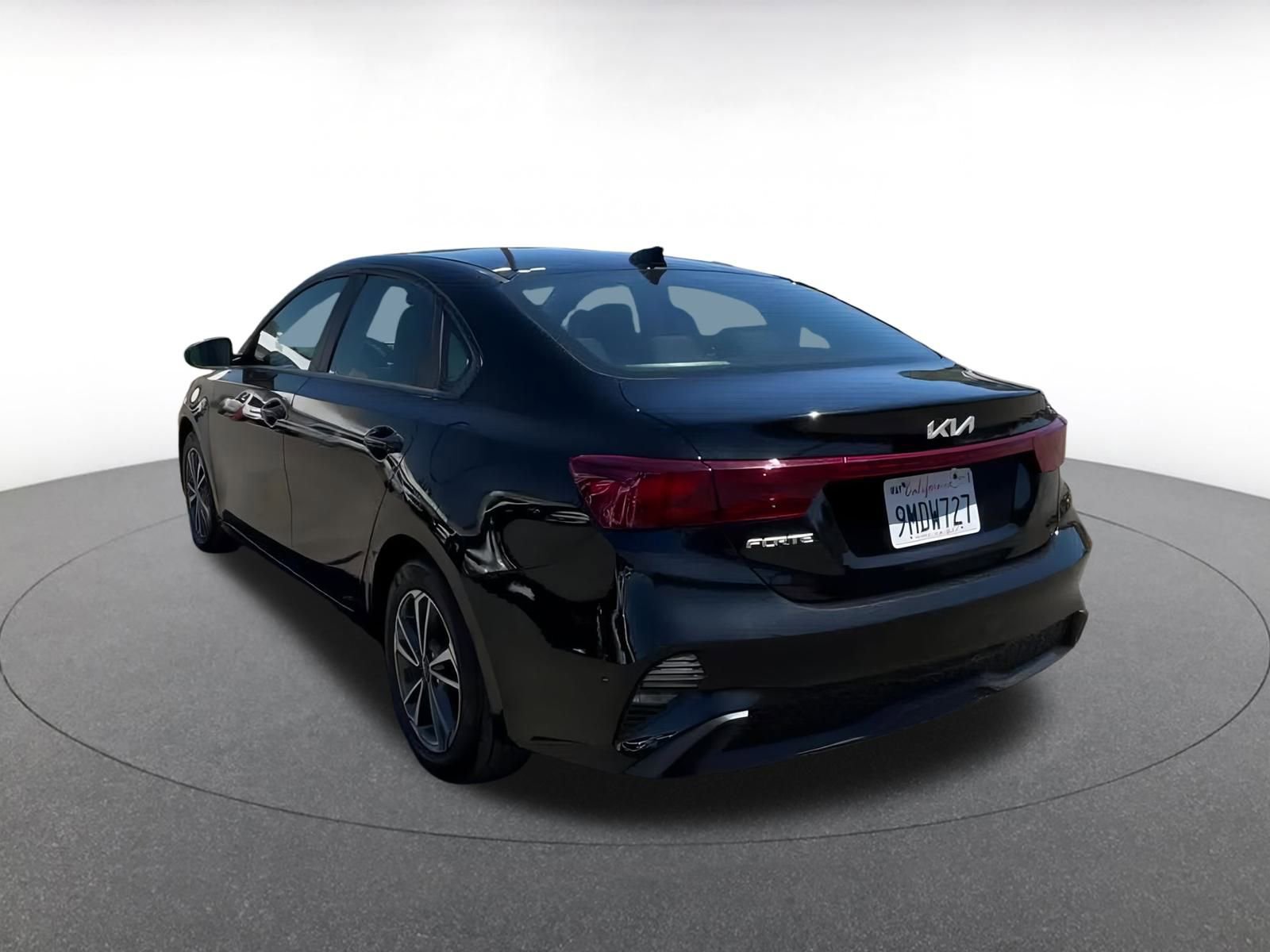Thumbnail: 2024 Kia Forte - 11