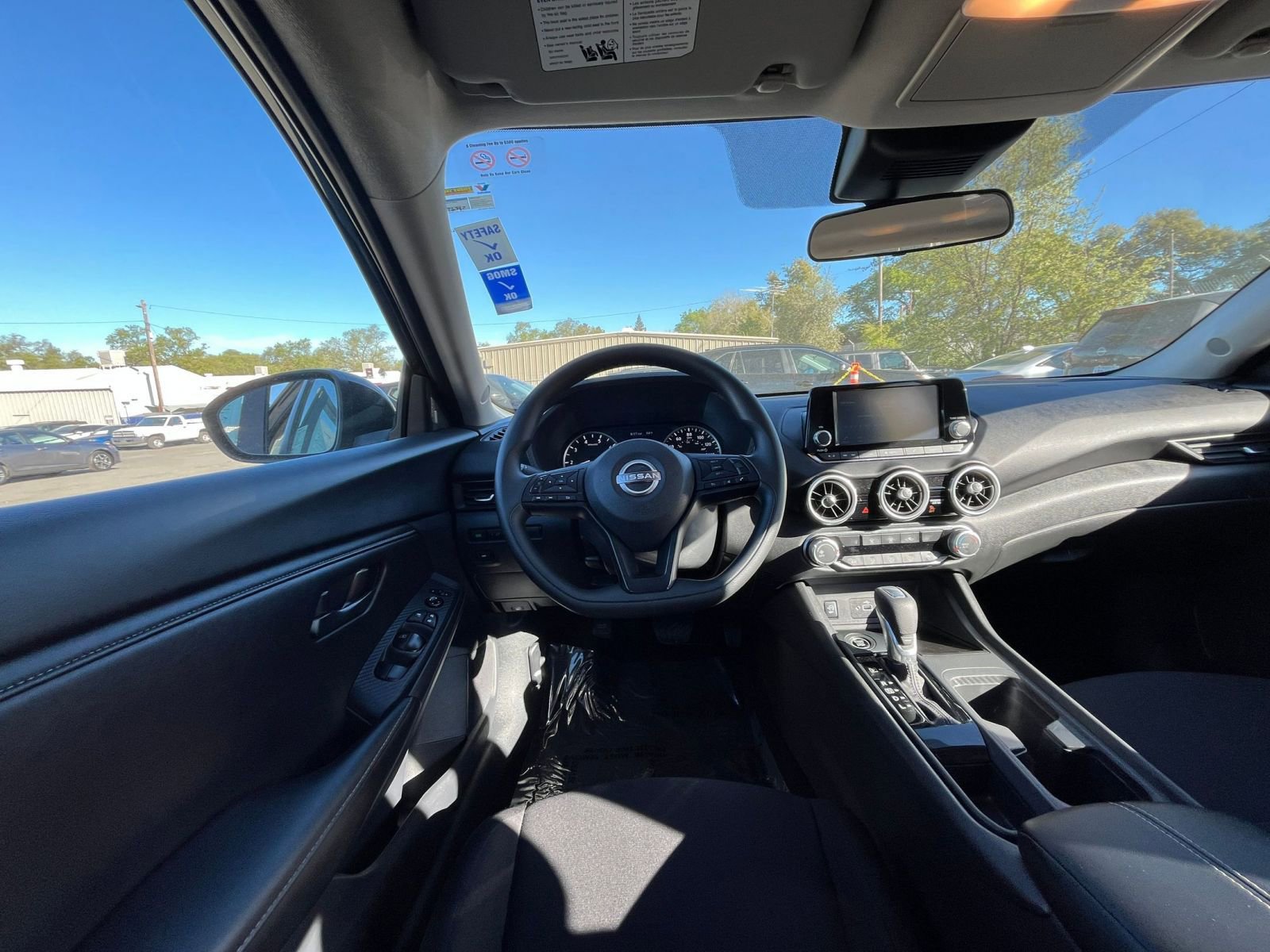 Thumbnail: 2025 Nissan Sentra - 32