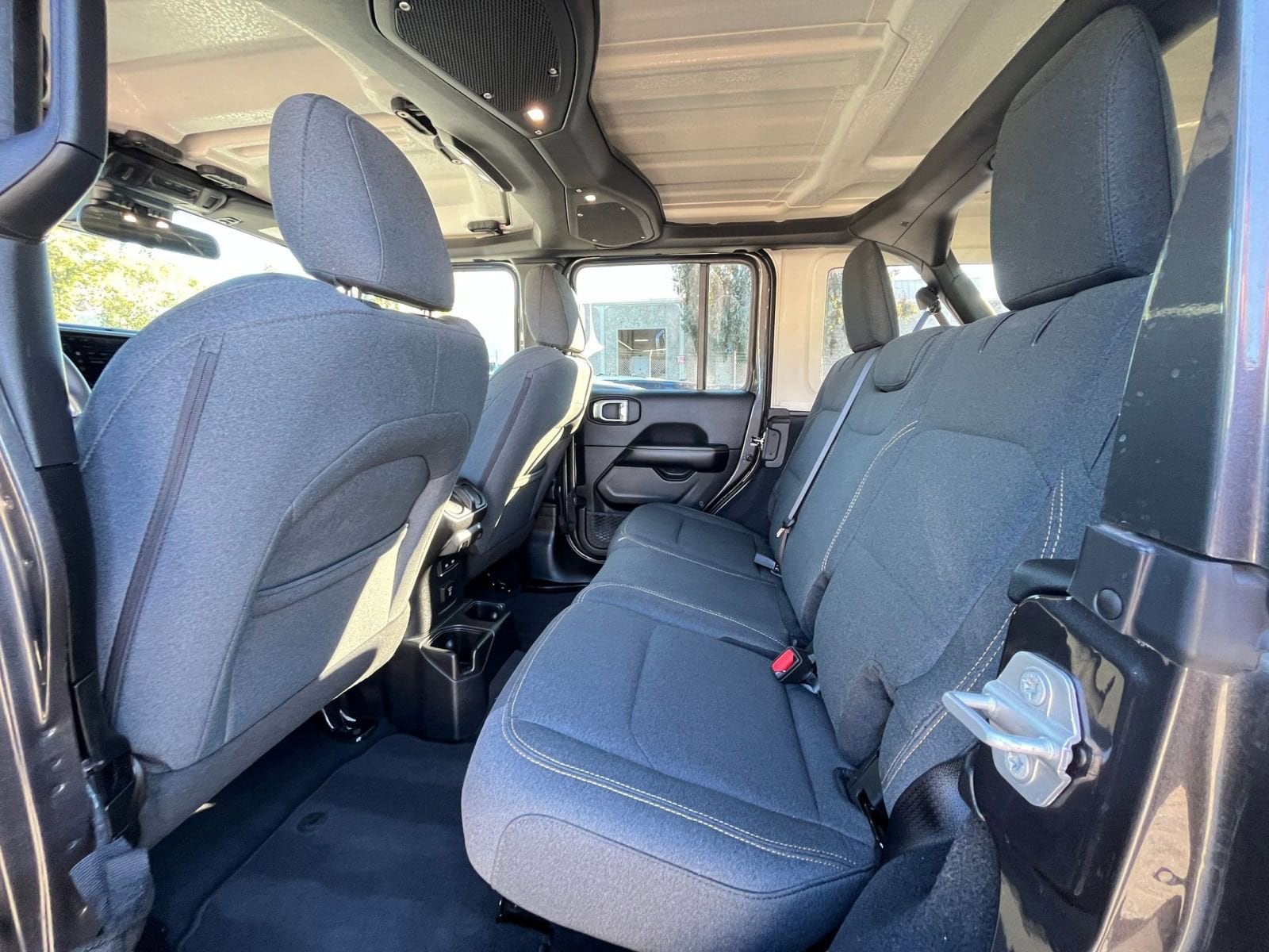 Thumbnail: 2025 Jeep Wrangler - 32