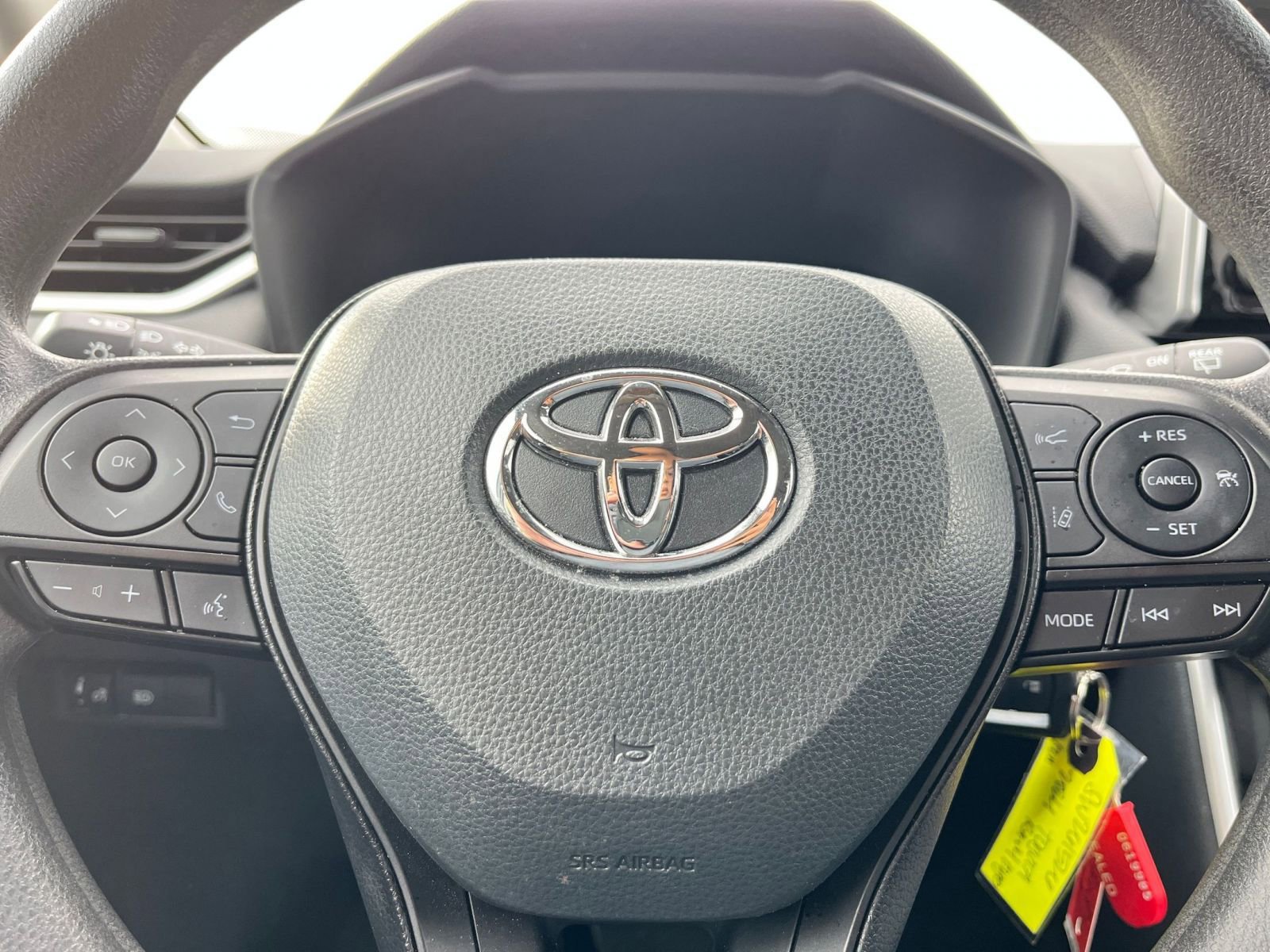 Thumbnail: 2025 Toyota RAV4 - 27